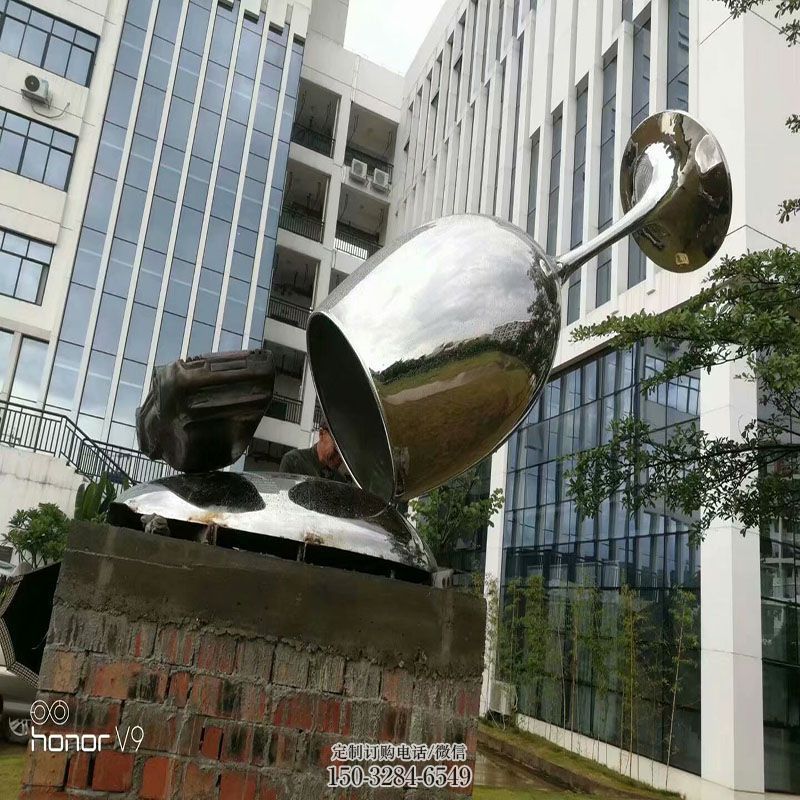 酒杯雕塑工艺 景观艺术雕塑承接 观赏类雕塑主题定做